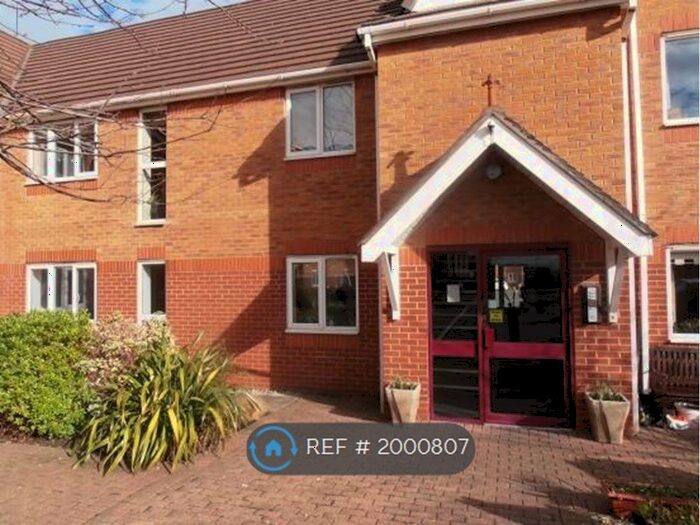 2 Bedroom Flat To Rent In Cormorant Court, Wallasey, CH45