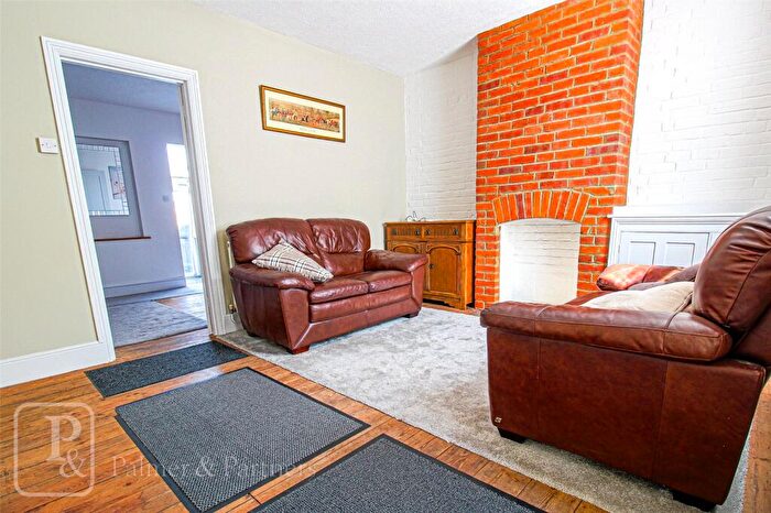 2 Bedroom Terraced House To Rent In Cromwell Road, Colchester, Essex, CO2