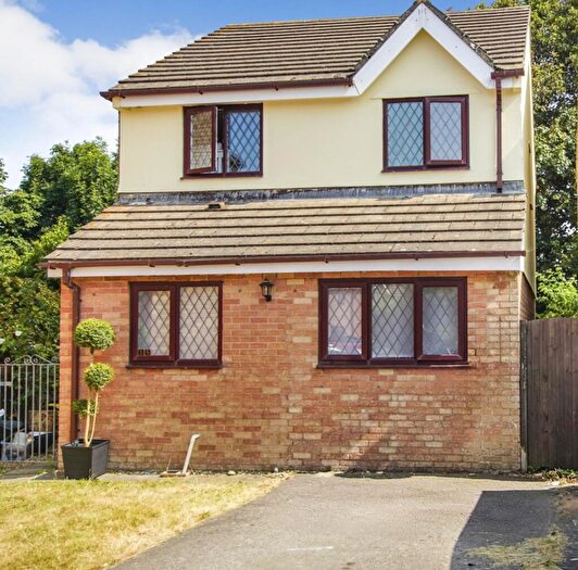3 Bedroom Detached House For Sale In George Thomas Close, Porthcawl, CF36
