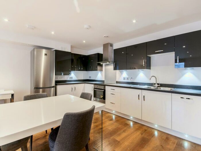 1 Bedroom Apartment To Rent In Mill Street, Central Oxford, OX2