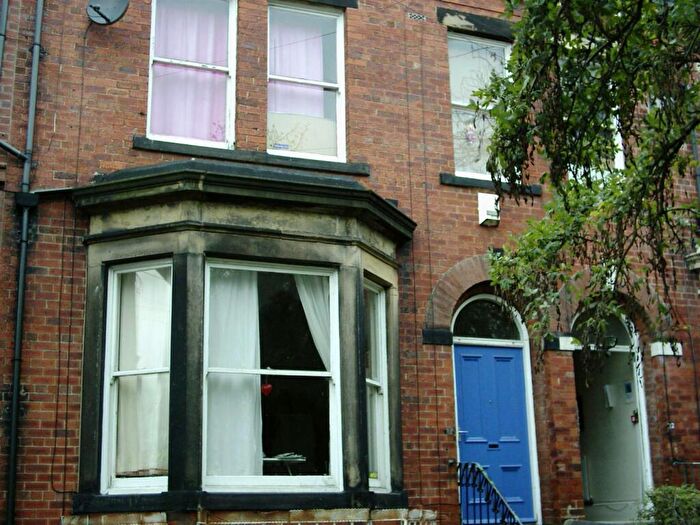 9 Bedroom House To Rent In Ash Grove, Hyde Park, Leeds, LS6