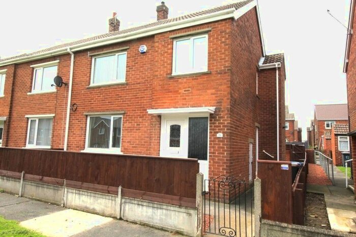3 Bedroom Semi-Detached House To Rent In Quantock Avenue, Chester Le Street, DH2