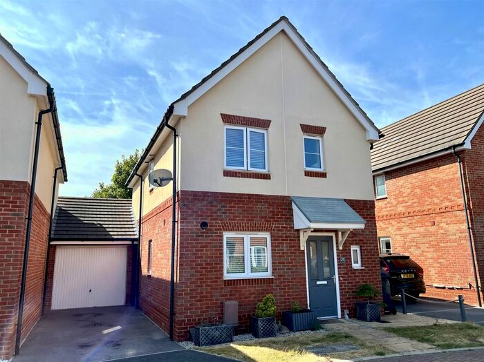 3 Bedroom Property To Rent In Guardians Way, Portsmouth, PO3