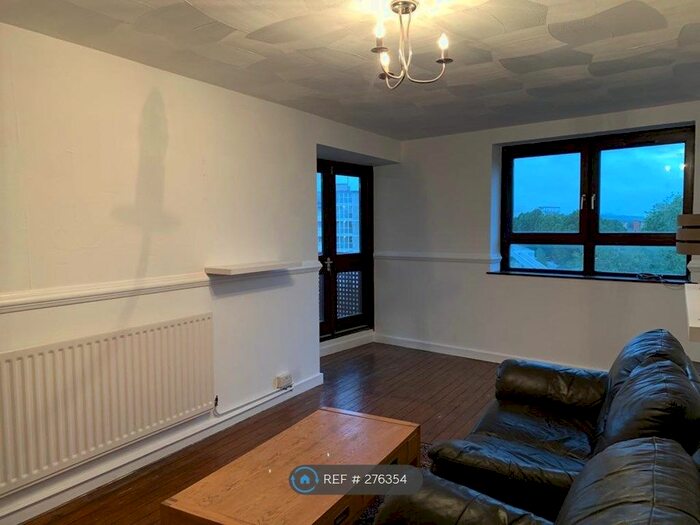 2 Bedroom Flat To Rent In Albert Starr House, London, SE8