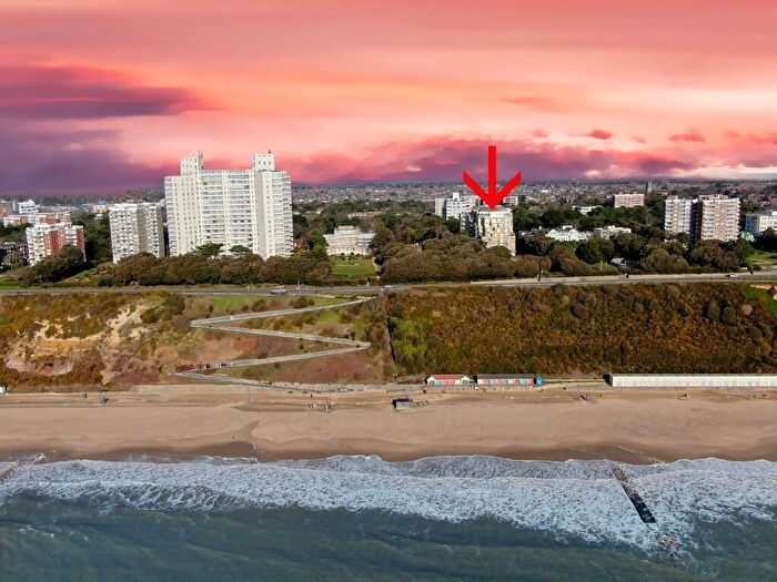 3 Bedroom Apartment For Sale In Manor Road, Bournemouth, Dorset, BH1