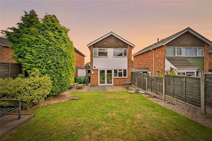 3 Bedroom Link Detached House For Sale In Rambleford Way, Stafford, Staffordshire, ST16