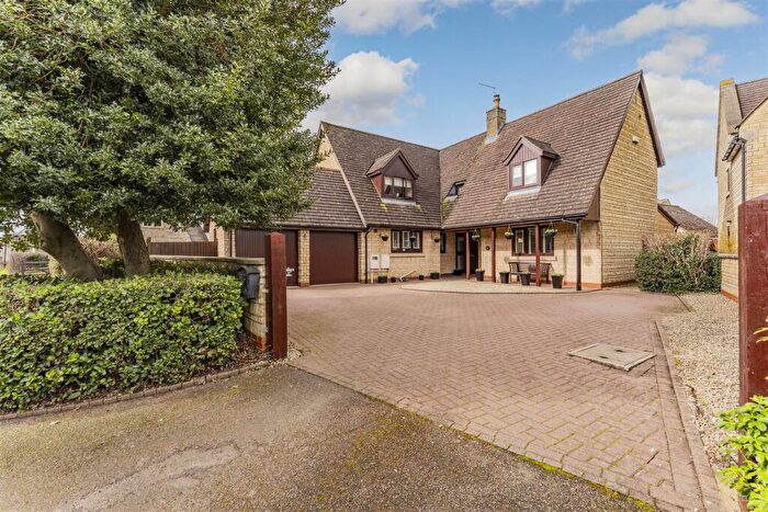 4 Bedroom Detached House For Sale In Deene End, Weldon, Corby, NN17