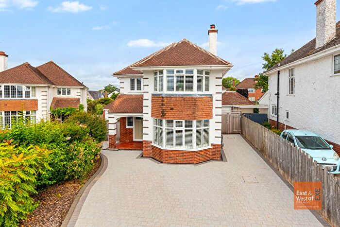 3 Bedroom Detached House For Sale In Countess Wear, Exeter, EX2