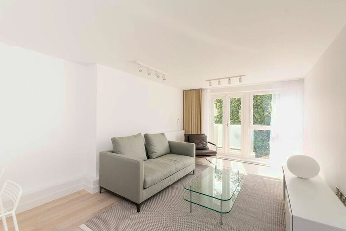 2 Bedroom Flat To Rent In Ebury Street, Belgravia, London, SW1W
