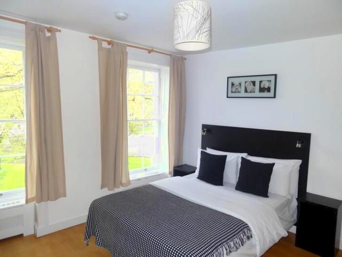 Studio To Rent In Cartwright Gardens, Bloomsbury, London, WC1H