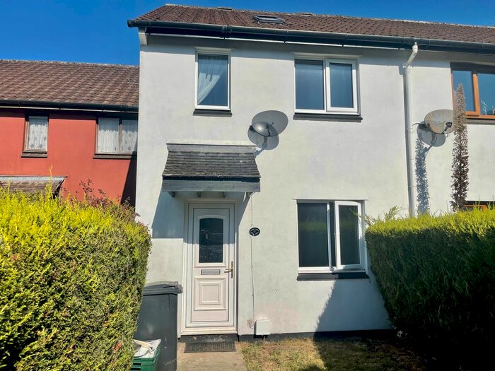 3 Bedroom Property To Rent In Primrose Close, Ivybridge, PL21