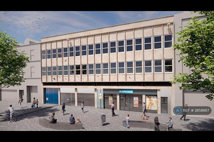 2 Bedroom Maisonette To Rent In Market Place, Mansfield, NG18