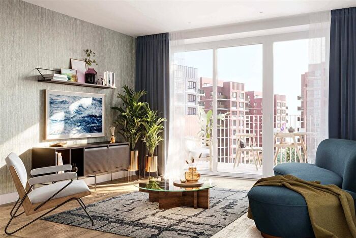 2 Bedroom Flat For Sale In Lombard Square, Nathan Way, Plumstead, London, SE28