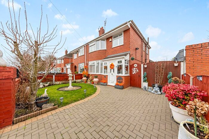 3 Bedroom Terraced House For Sale In Lynham Avenue, Great Sankey, WA5