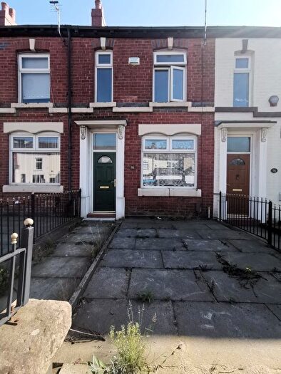 2 Bedroom Terraced House To Rent In Tonge Moor Road, Bolton, BL2