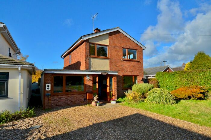 4 Bedroom Detached House For Sale In Salters Lane, Lower Moor, Pershore, WR10