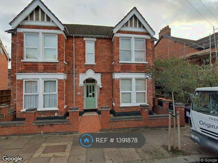 1 Bedroom Flat To Rent In Goldington Avenue, Bedford, MK40