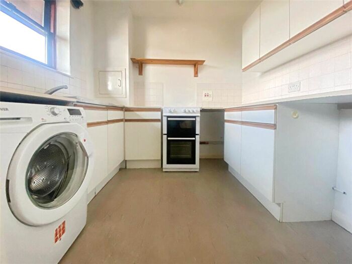 1 Bedroom Apartment For Sale In Christchurch Street, Cambridge, Cambridgeshire, CB1