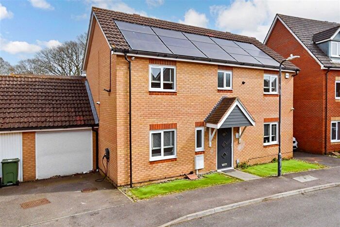 4 Bedroom Detached House For Sale In Thomas Rider Way, Boughton Monchelsea, Maidstone, Kent, ME17