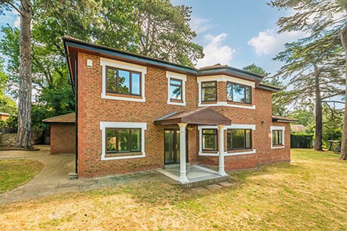 5 Bedroom Detached House To Rent In Ballard Close, Kingston Upon Thames, KT2