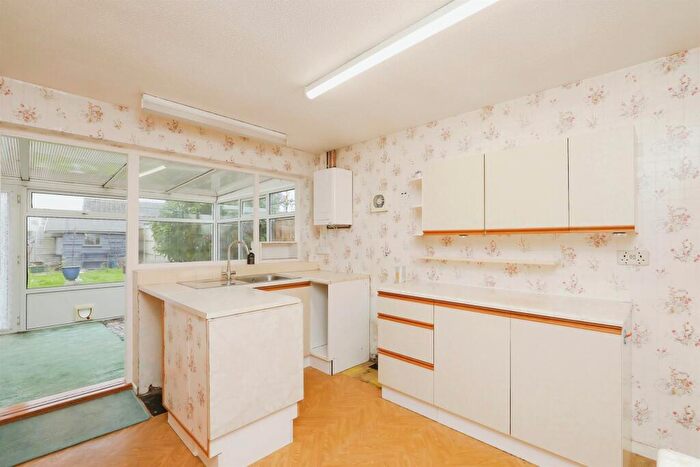 2 Bedroom Detached Bungalow For Sale In Dunnetts Close, Ashill, Thetford, IP25