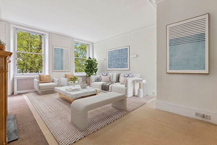 2 Bedroom Flat For Sale In Ennismore Gardens, Knightsbridge, London, SW7