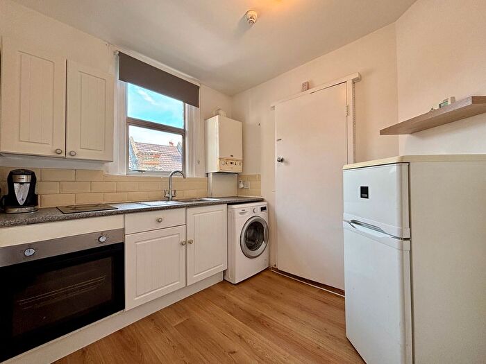 Studio To Rent In Bromley Road, Beckenham, BR3