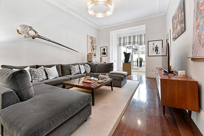 2 Bedroom Terraced House To Rent In Eaton Place, Belgrave Square, SW1X