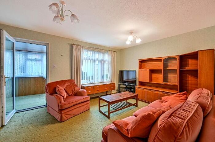 3 Bedroom Semi-Detached House For Sale In Baird Drive, Guildford, Surrey, GU3