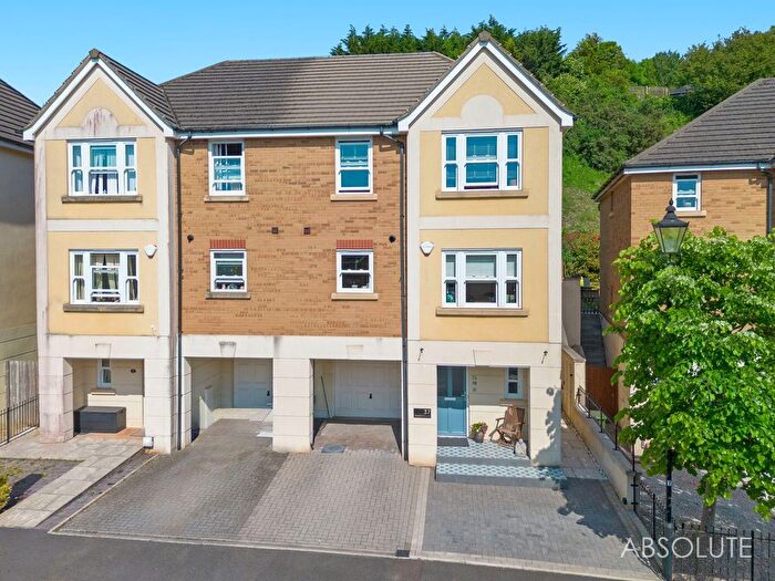4 Bedroom Semi-Detached House For Sale In Darwin Crescent, Torquay, TQ2