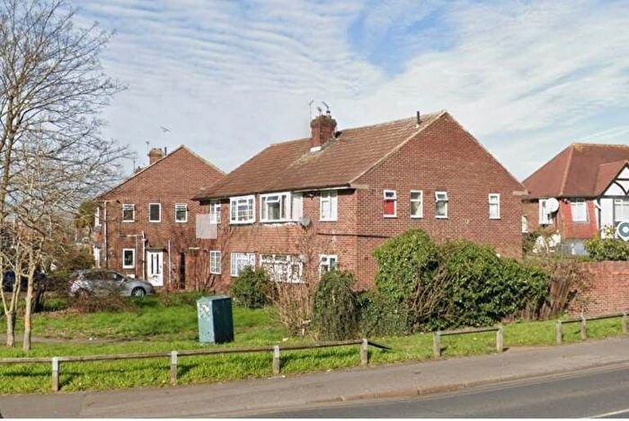 2 Bedroom Semi Detached House To Rent In West End Lane, Hayes, UB3