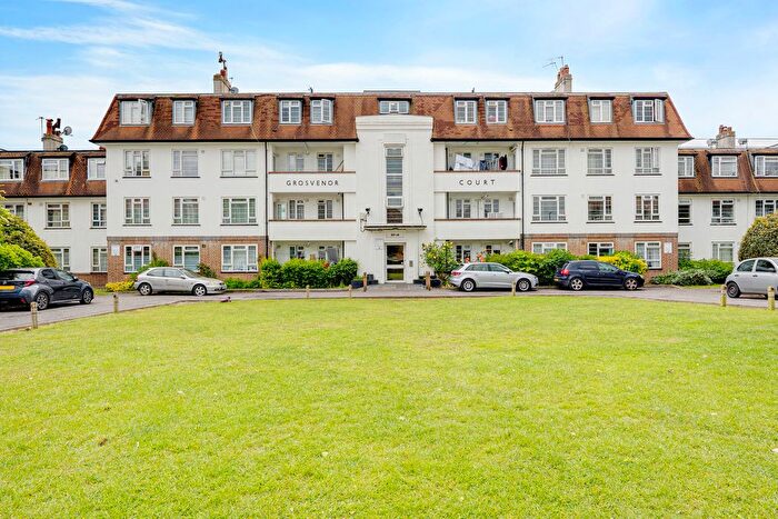 2 Bedroom Flat For Sale In London Road, Morden, SM4