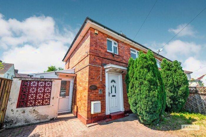 3 Bedroom Property To Rent In Felstead Road, Bristol, BS10