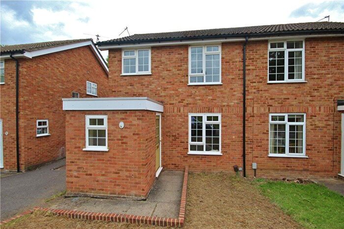 4 Bedroom Semi Detached House To Rent In Southway, Guildford, Surrey, GU2