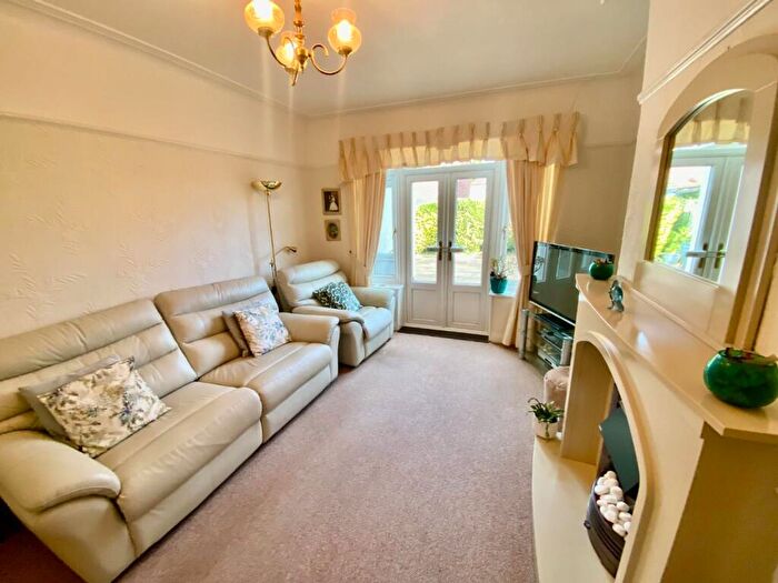 3 Bedroom Semi-Detached House For Sale In Rothesay Drive, Liverpool, L23