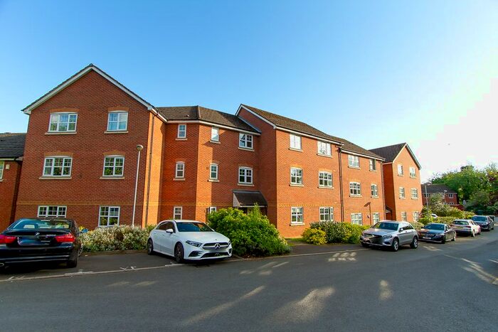 2 Bedroom Flat To Rent In Fletcher Walk, Stivichall, Coventry, CV3