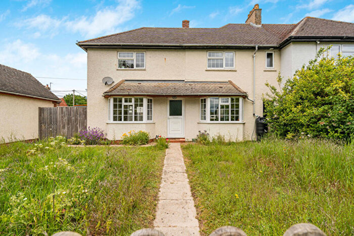 4 Bedroom Semi-Detached House For Sale In Stadhampton Road, Drayton St. Leonard, OX10