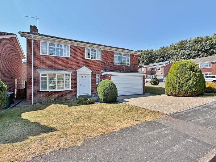 4 Bedroom Detached House For Sale In Tor Close, Fareham, PO16