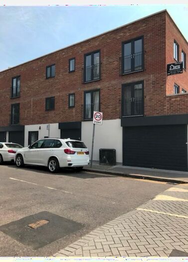 1 Bedroom Flat To Rent In Ilford Lane, Ilford, IG1