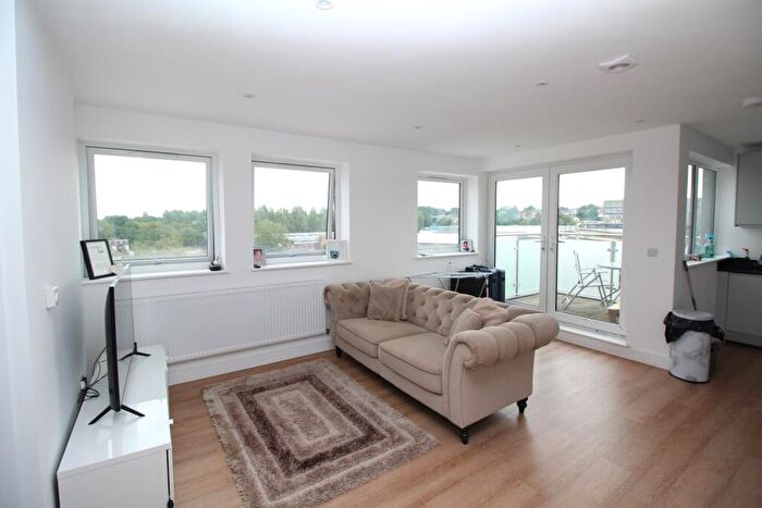 1 Bedroom Apartment To Rent In Radford Way, CM12
