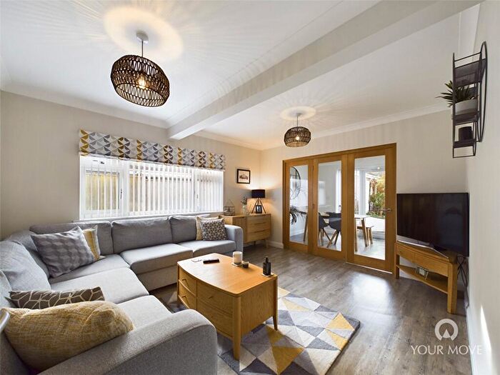 3 Bedroom Bungalow For Sale In Gunton Drive, Lowestoft, Suffolk, NR32