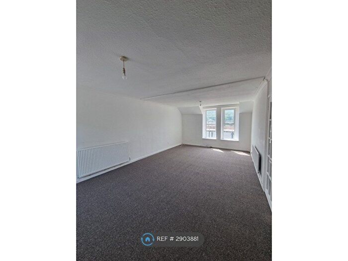 2 Bedroom Flat To Rent In Granville Terrace, Mountain Ash, CF45