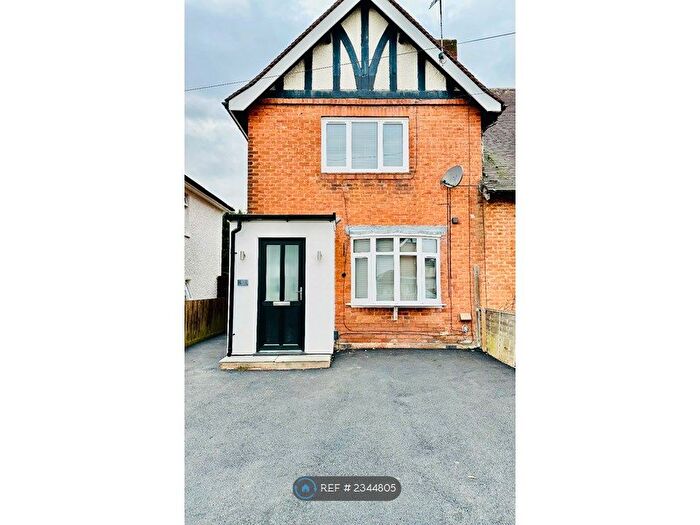 2 Bedroom Semi-detached House To Rent In Alder Road, Southampton, SO16