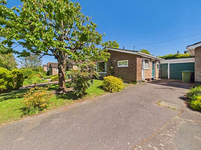 2 Bedroom Detached Bungalow For Sale In Pennyfields, Bungay, NR35