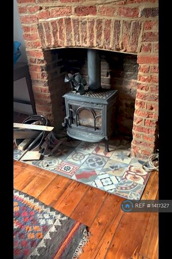 3 Bedroom Semi-Detached House To Rent In Southwell Road, London, SE5