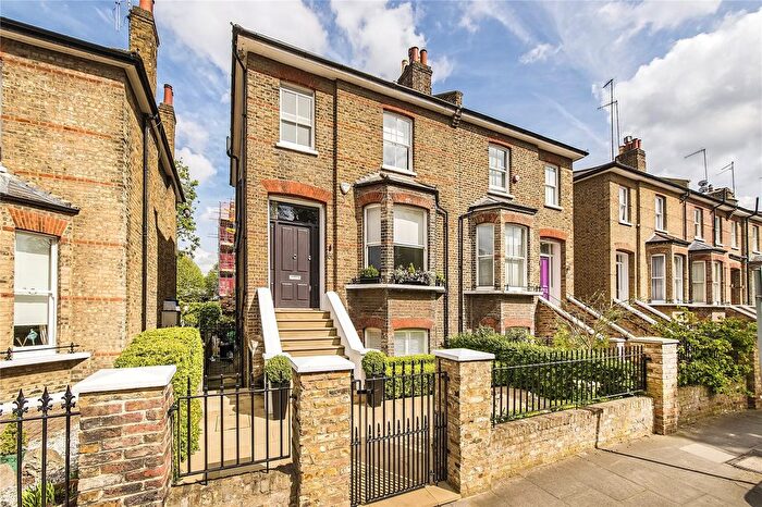 4 Bedroom Semi-Detached House To Rent In Ravenscourt Road, London, W6