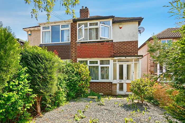 2 Bedroom Semi-Detached House For Sale In Cedar Close, Walsall, WS5