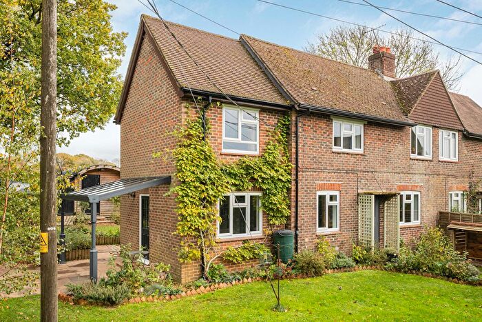 3 Bedroom Cottage For Sale In Honeycritch Lane, Froxfield, Hampshire, GU32