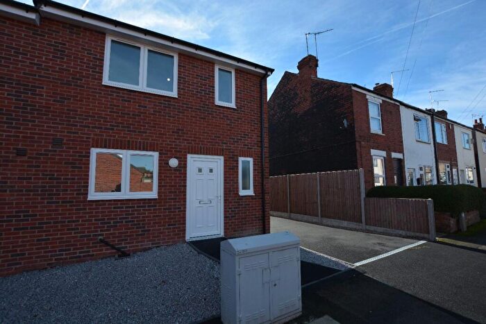 3 Bedroom Semi-Detached House To Rent In D Gateford Avenue, Worksop, S81