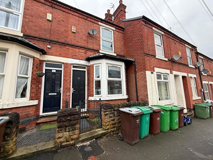 3 Bedroom Terraced House To Rent In Osborne Street, Nottingham, NG7